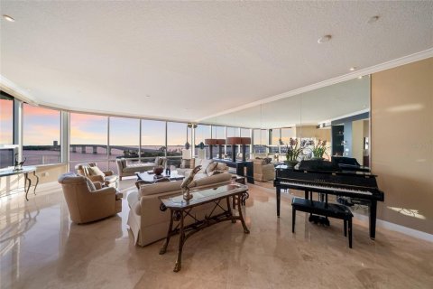 Copropriété à vendre à Sarasota, Floride: 3 chambres, 351.64 m2 № 2151903 - photo 8