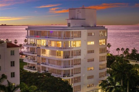 Copropriété à vendre à Sarasota, Floride: 3 chambres, 351.64 m2 № 2151903 - photo 3