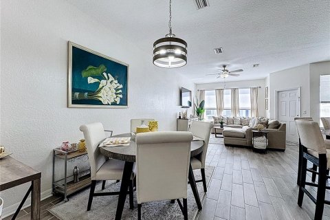 Adosado en venta en Valrico, Florida, 3 dormitorios, 156.91 m2 № 1894357 - foto 6