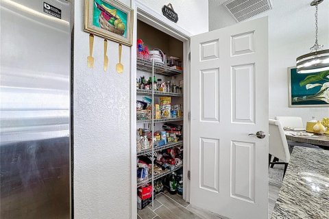 Adosado en venta en Valrico, Florida, 3 dormitorios, 156.91 m2 № 1894357 - foto 21