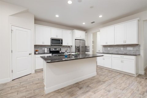 Adosado en venta en Lutz, Florida, 3 dormitorios, 159.42 m2 № 1759685 - foto 8