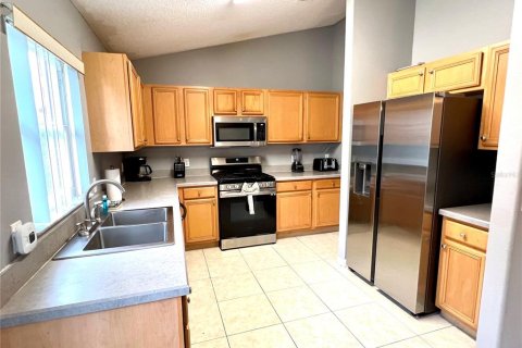 House in Kissimmee, Florida 6 bedrooms, 201.51 sq.m. № 1350840 - photo 11