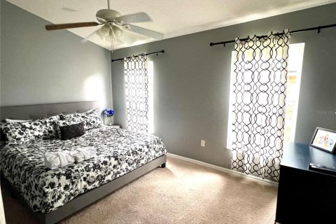 House in Kissimmee, Florida 6 bedrooms, 201.51 sq.m. № 1350840 - photo 28