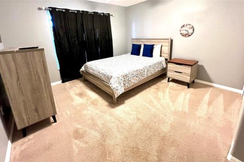 House in Kissimmee, Florida 6 bedrooms, 201.51 sq.m. № 1350840 - photo 30