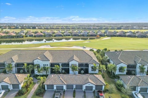 Condo in Bradenton, Florida, 2 bedrooms  № 2125829