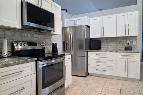 House in Rotonda, Florida 3 bedrooms, 156.08 sq.m. № 2151995 - photo 2