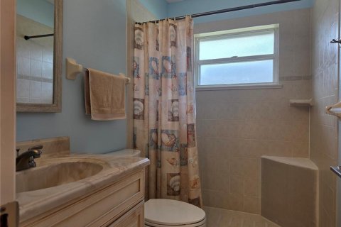 House in Rotonda, Florida 3 bedrooms, 156.08 sq.m. № 2151995 - photo 9