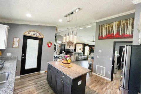House in Dunnellon, Florida 3 bedrooms, 158.31 sq.m. № 2351586 - photo 9