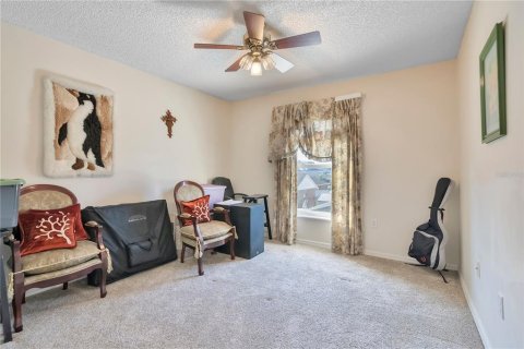 House in Clermont, Florida 4 bedrooms, 222.22 sq.m. № 2151769 - photo 14