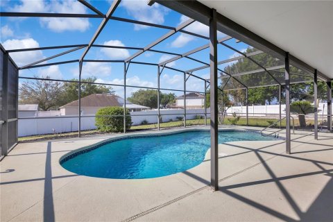 House in Clermont, Florida 4 bedrooms, 222.22 sq.m. № 2151769 - photo 26