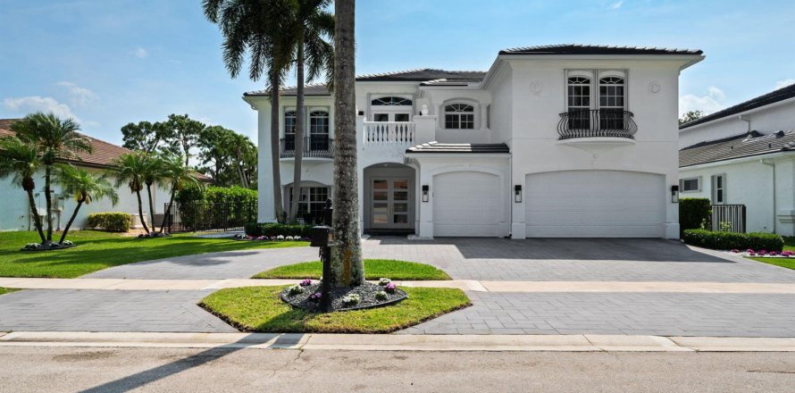 Villa ou maison à Delray Beach, Floride 5 chambres, 409.42 m2 № 2261796