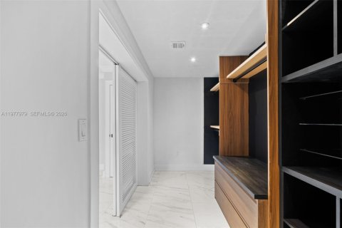 Снять в аренду виллу или дом в Майами-Бич, Флорида 4 спальни, 225.75м2, № 2046225 - фото 22