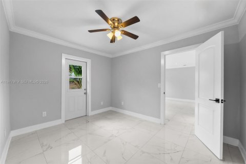 Снять в аренду виллу или дом в Майами-Бич, Флорида 4 спальни, 225.75м2, № 2046225 - фото 29