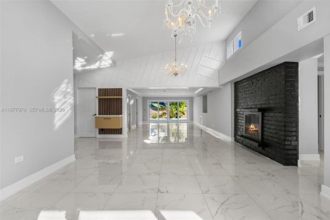 Снять в аренду виллу или дом в Майами-Бич, Флорида 4 спальни, 225.75м2, № 2046225 - фото 7