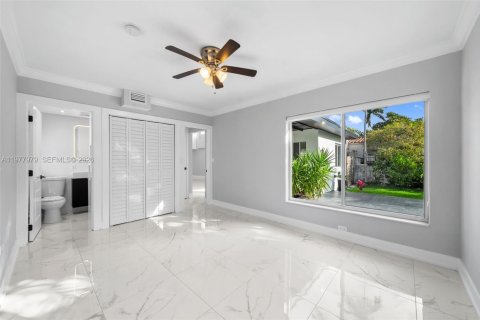 Снять в аренду виллу или дом в Майами-Бич, Флорида 4 спальни, 225.75м2, № 2046225 - фото 14