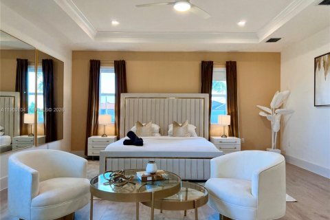 Villa ou maison à louer à Miami, Floride: 8 chambres, 411.19 m2 № 2297390 - photo 28
