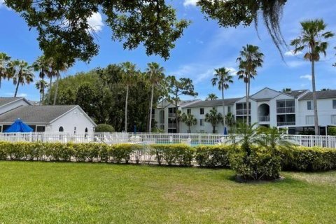 Condo in Port St. Lucie, Florida, 2 bedrooms  № 2399992 - photo 13