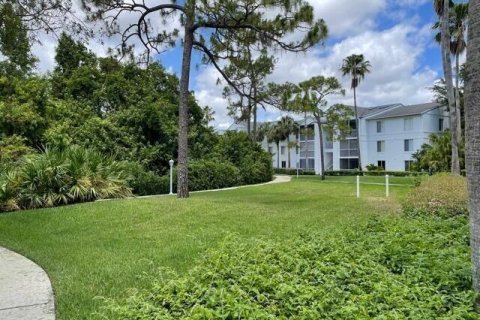 Condo in Port St. Lucie, Florida, 2 bedrooms  № 2399992 - photo 25