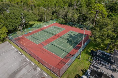 Condo in Port St. Lucie, Florida, 2 bedrooms  № 2399992 - photo 4