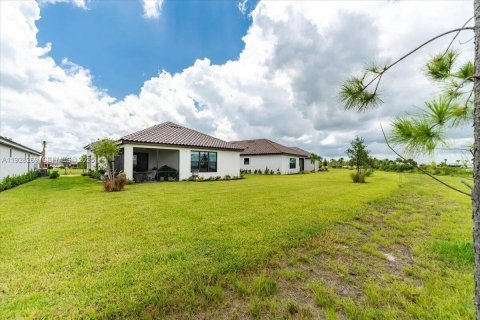 Villa ou maison à vendre à Port St. Lucie, Floride: 2 chambres, 165.09 m2 № 1988673 - photo 29