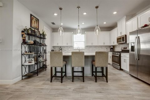 Villa ou maison à vendre à Port St. Lucie, Floride: 2 chambres, 165.09 m2 № 1988673 - photo 9