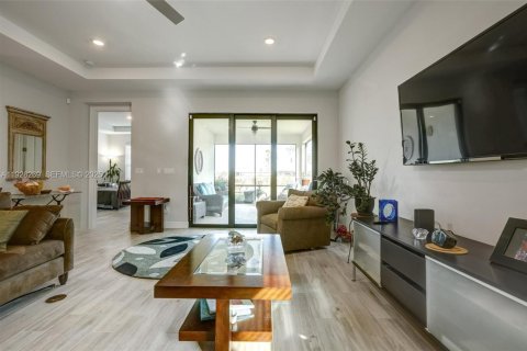 Villa ou maison à vendre à Port St. Lucie, Floride: 2 chambres, 165.09 m2 № 1988673 - photo 6