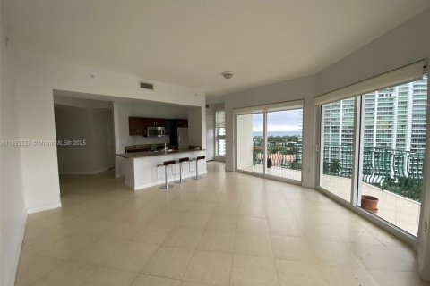 Condo in Aventura, Florida, 2 bedrooms  № 1946250 - photo 10