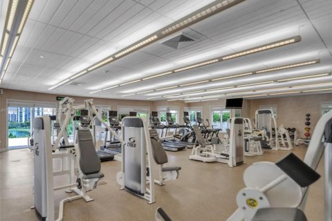 Condo in Aventura, Florida, 2 bedrooms  № 1946250 - photo 7