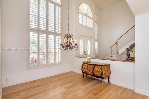 House in Weston, Florida 5 bedrooms, 276.2 sq.m. № 1872381 - photo 8