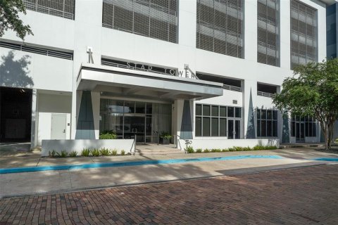 Copropriété à louer à Orlando, Floride: 2 chambres, 163.97 m2 № 1916073 - photo 3