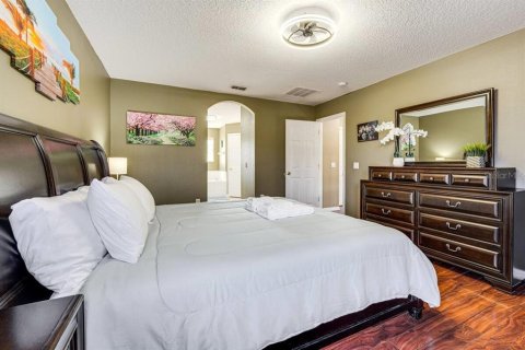 House in Kissimmee, Florida 5 bedrooms, 244.89 sq.m. № 1723194 - photo 20