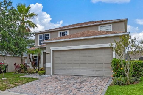 House in Kissimmee, Florida 5 bedrooms, 244.89 sq.m. № 1723194 - photo 4
