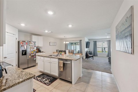 House in Spring Hill, Florida 4 bedrooms, 168.34 sq.m. № 1845413 - photo 5