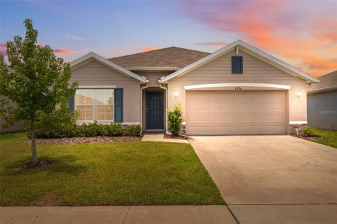 House in Spring Hill, Florida 4 bedrooms, 168.34 sq.m. № 1845413 - photo 1