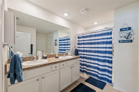 House in Spring Hill, Florida 4 bedrooms, 168.34 sq.m. № 1845413 - photo 17