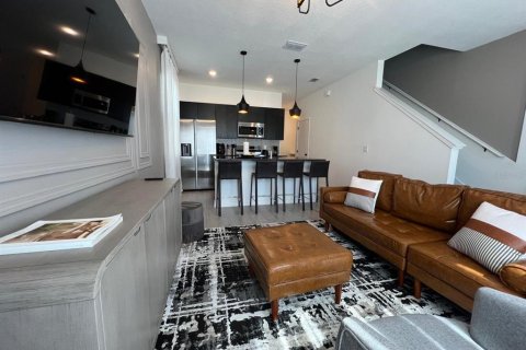 Townhouse in Kissimmee, Florida 3 bedrooms, 127.46 sq.m. № 1654515 - photo 5