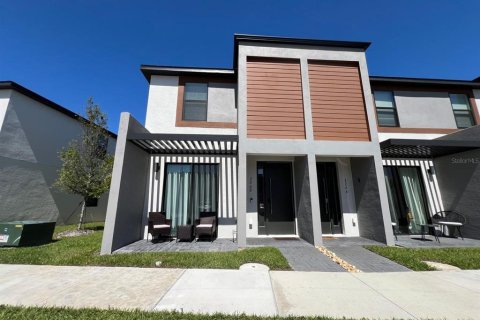 Townhouse in Kissimmee, Florida 3 bedrooms, 127.46 sq.m. № 1654515 - photo 1