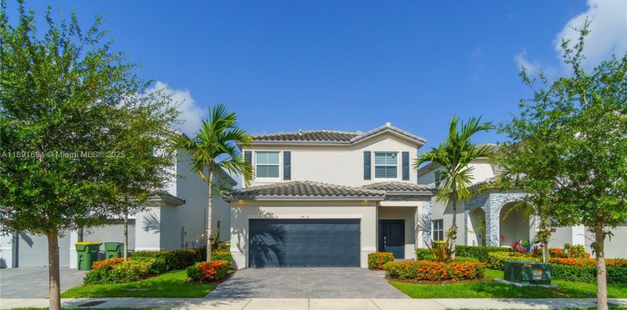 Villa ou maison à Homestead, Floride 4 chambres, 227.7 m2 № 1946341