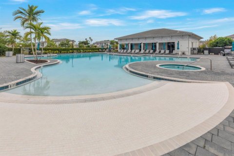 Villa ou maison à vendre à Homestead, Floride: 4 chambres, 227.7 m2 № 1946341 - photo 24