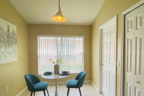 Casa en venta en Kissimmee, Florida, 4 dormitorios, 169.27 m2 № 436852 - foto 4