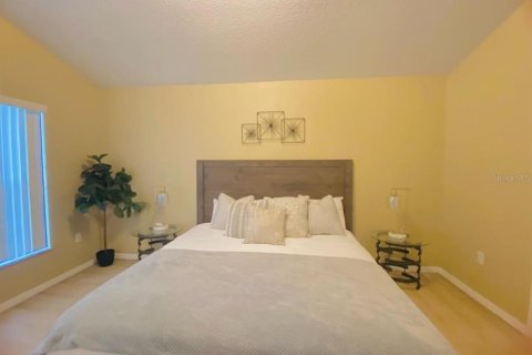 Casa en venta en Kissimmee, Florida, 4 dormitorios, 169.27 m2 № 436852 - foto 28