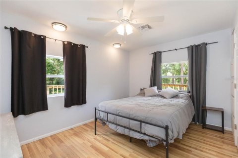 House in Dade City, Florida 3 bedrooms, 202.62 sq.m. № 2266534 - photo 25