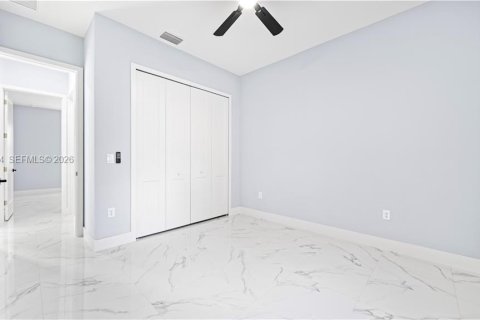 House in Lehigh Acres, Florida 4 bedrooms № 2048565 - photo 24