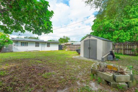 Купить виллу или дом в Норт-Майами, Флорида 2 спальни, 125.98м2, № 1972537 - фото 18