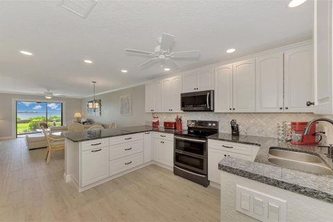 Condominio en venta en Sarasota, Florida, 2 dormitorios, 94.39 m2 № 2349860 - foto 7