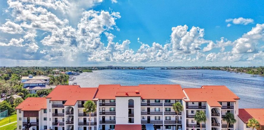 Condominio en Sarasota, Florida, 2 dormitorios  № 2349860
