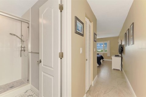 Condominio en venta en Sarasota, Florida, 2 dormitorios, 94.39 m2 № 2349860 - foto 27