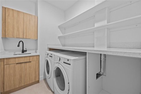Купить виллу или дом в Маскотт, Флорида 5 комнат, 164.07м2, № 1793911 - фото 19
