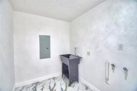 Casa en venta en Lakeland, Florida, 3 dormitorios, 188.03 m2 № 2287329 - foto 20