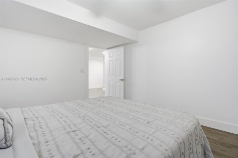 Villa ou maison à vendre à Hialeah, Floride: 4 chambres, 167.5 m2 № 2011437 - photo 23